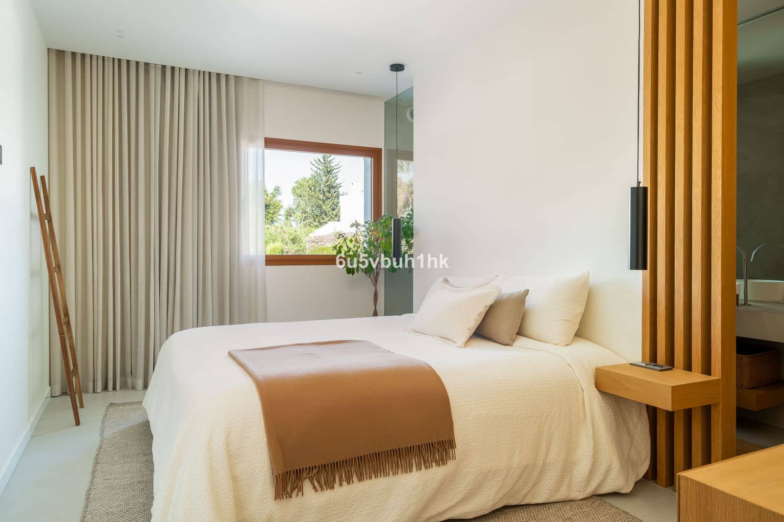 4 soverom Hus til salgs i Nueva Andalucia - € 1 575 000 (Ref: 9921200)