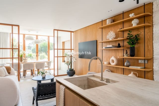 4 soverom Hus til salgs i Nueva Andalucia, Marbella - € 1 575 000 (Ref: 9921200)