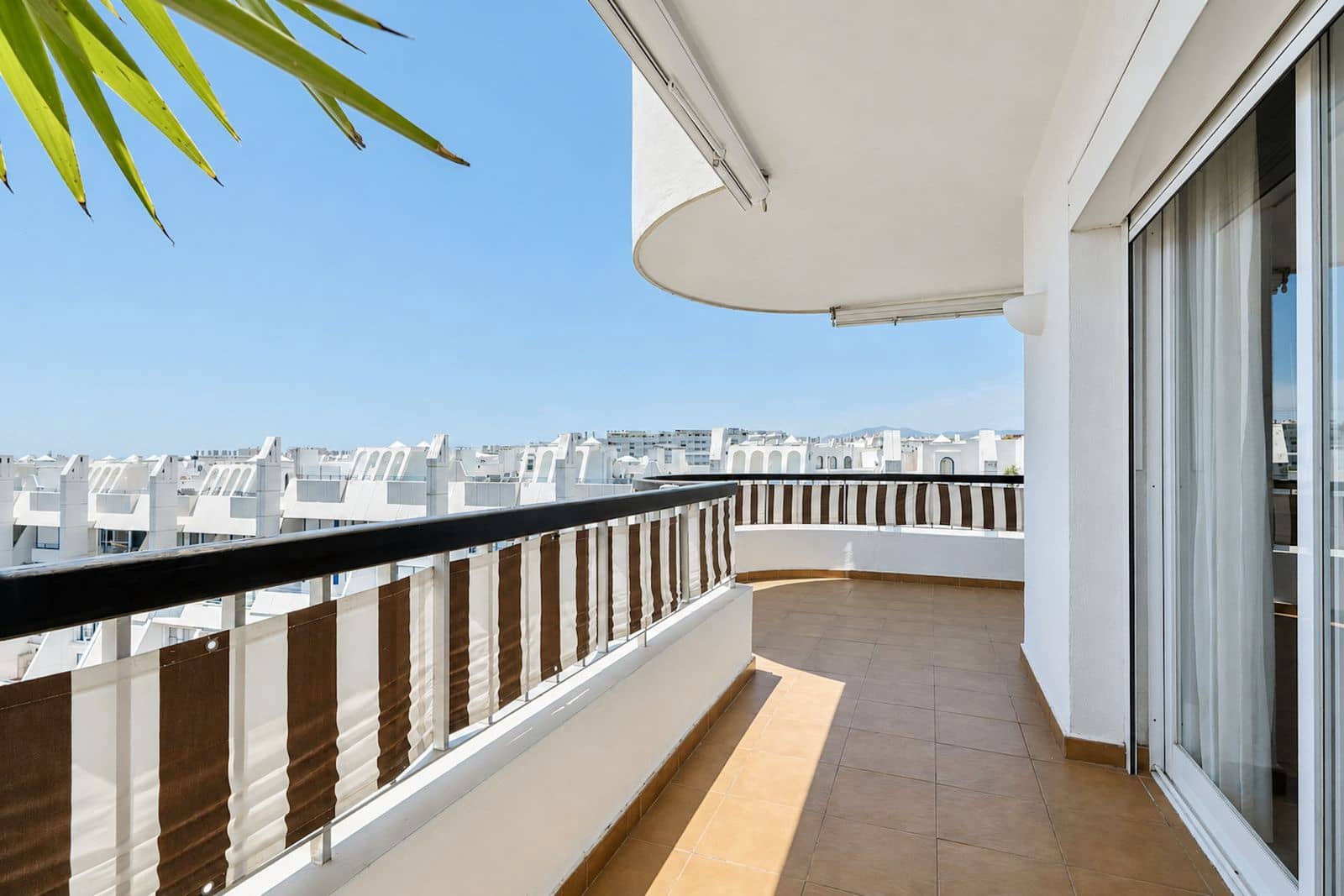 3 soverom Penthouse til salgs i Marbella - € 1 700 000 (Ref: 9921202)