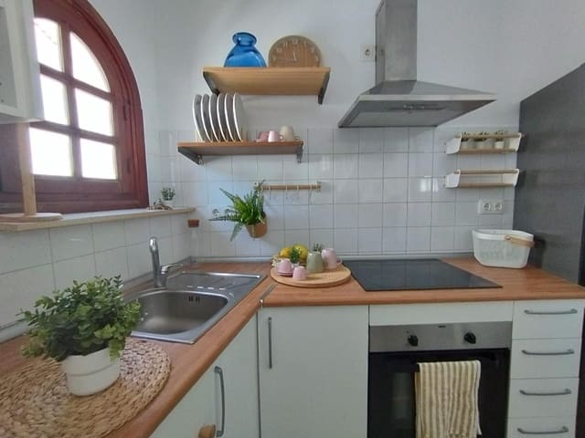 2 soveværelse Semi-Rækkehus til salg i Estepona - € 727.000 (Ref: 9921203)