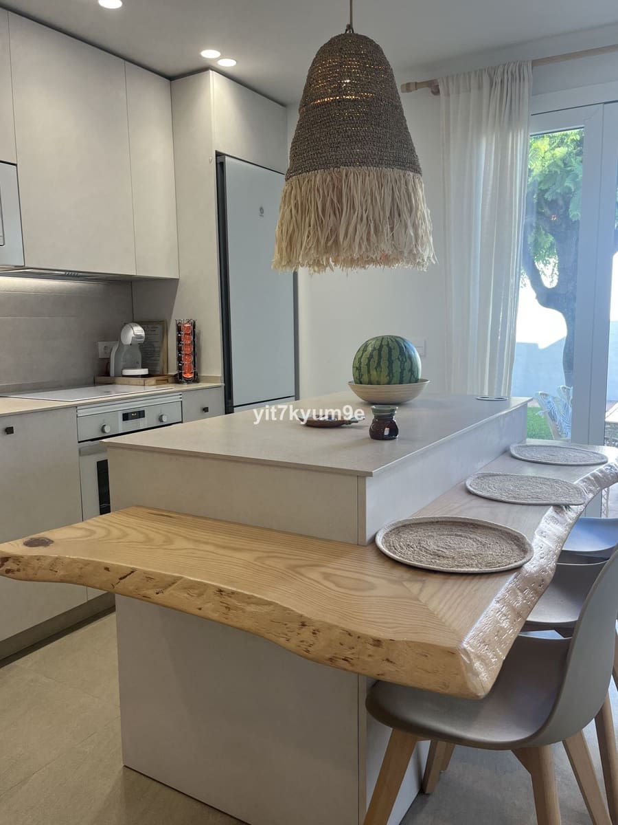 2 slaapkamer Appartement te koop in Cancelada - € 585.000 (Ref: 9921206)