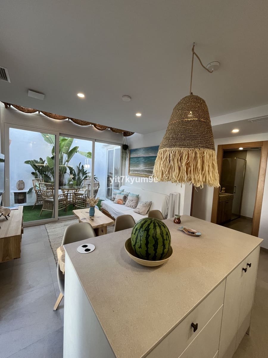 2 slaapkamer Appartement te koop in Cancelada - € 585.000 (Ref: 9921206)