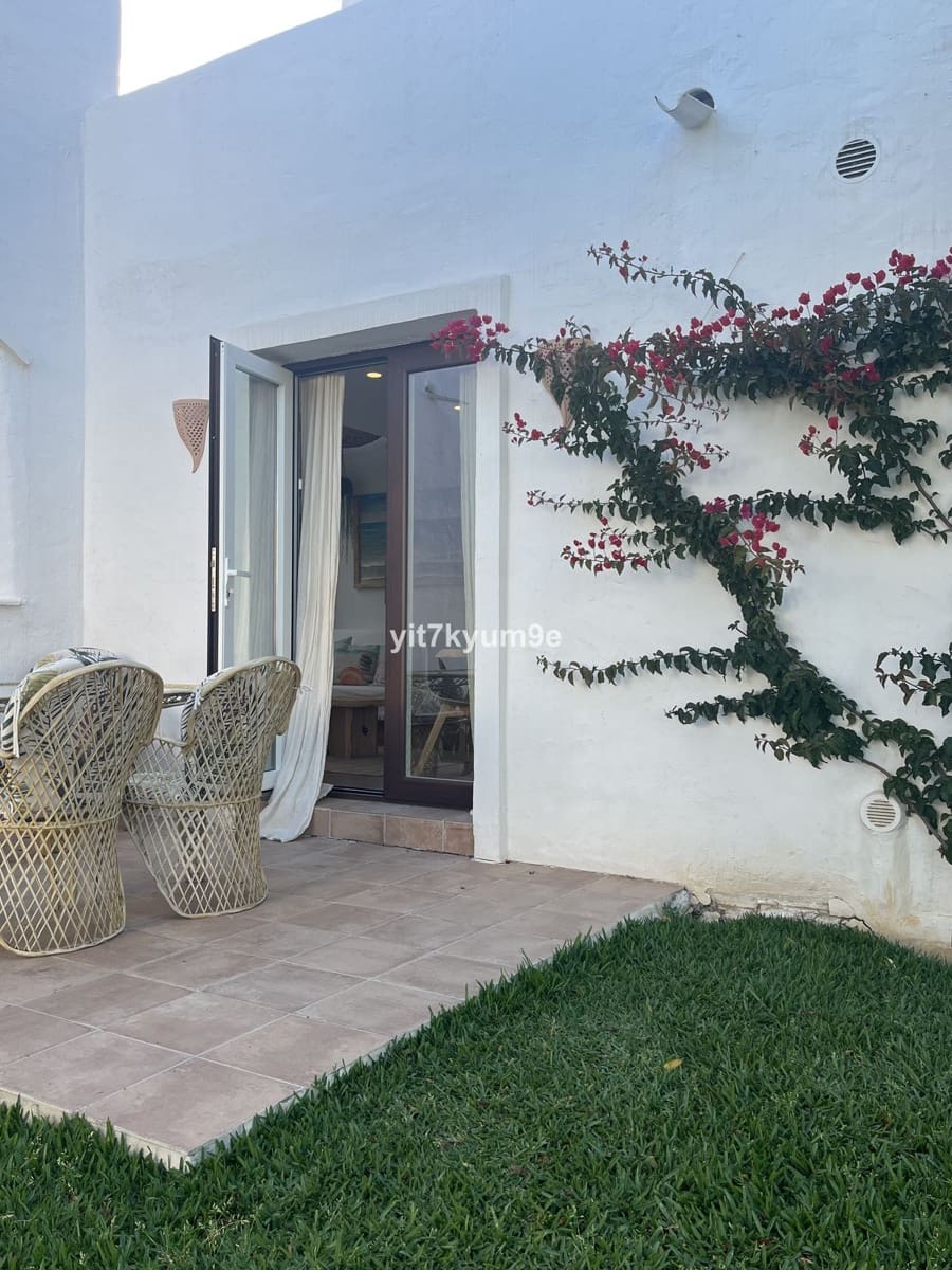 2 slaapkamer Appartement te koop in Cancelada - € 585.000 (Ref: 9921206)