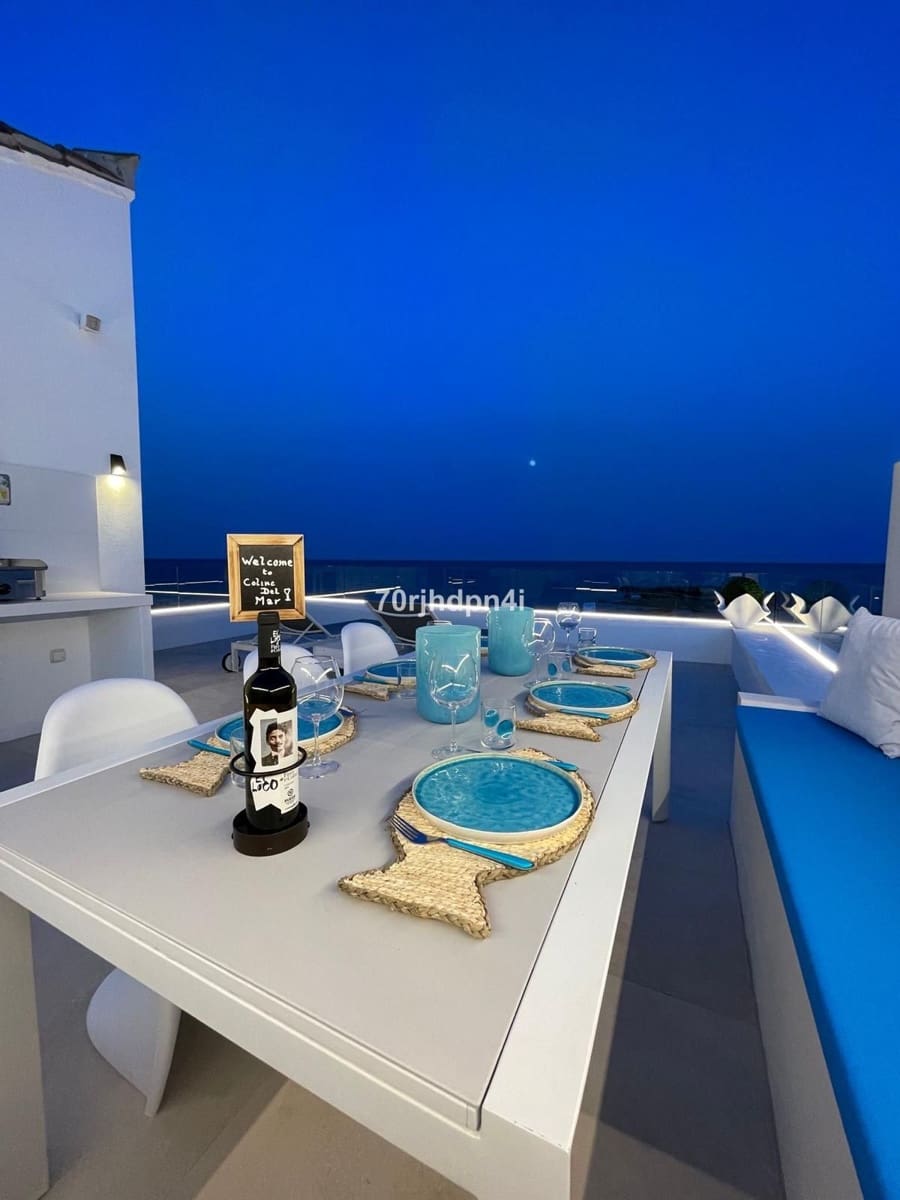 4 makuuhuone Huvila myytävänä paikassa Estepona - 1 785 000 € (Ref: 9921207)