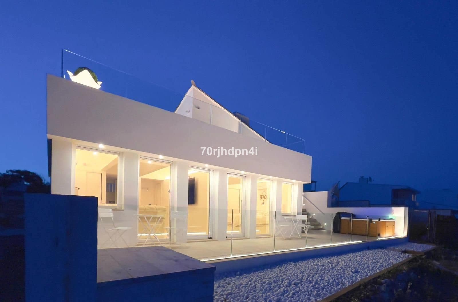 4 makuuhuone Huvila myytävänä paikassa Estepona - 1 785 000 € (Ref: 9921207)