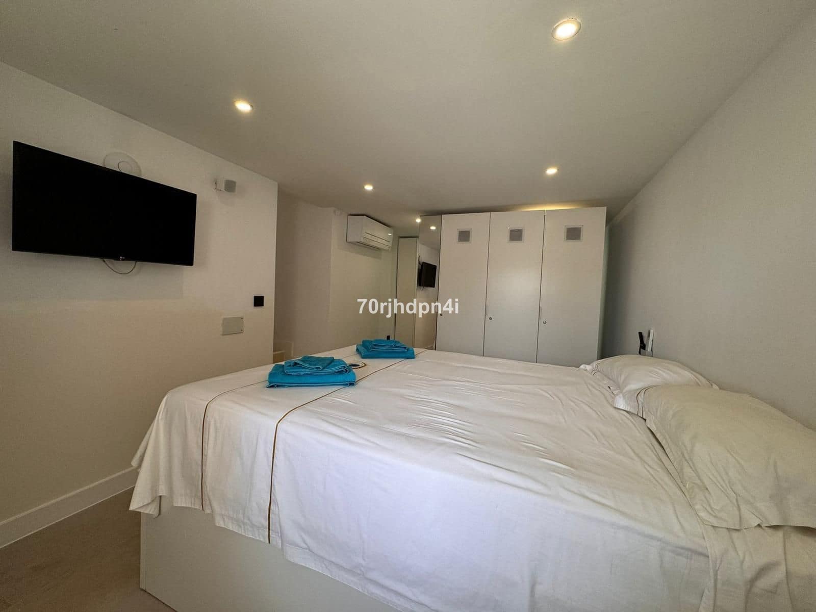 4 makuuhuone Huvila myytävänä paikassa Estepona - 1 785 000 € (Ref: 9921207)