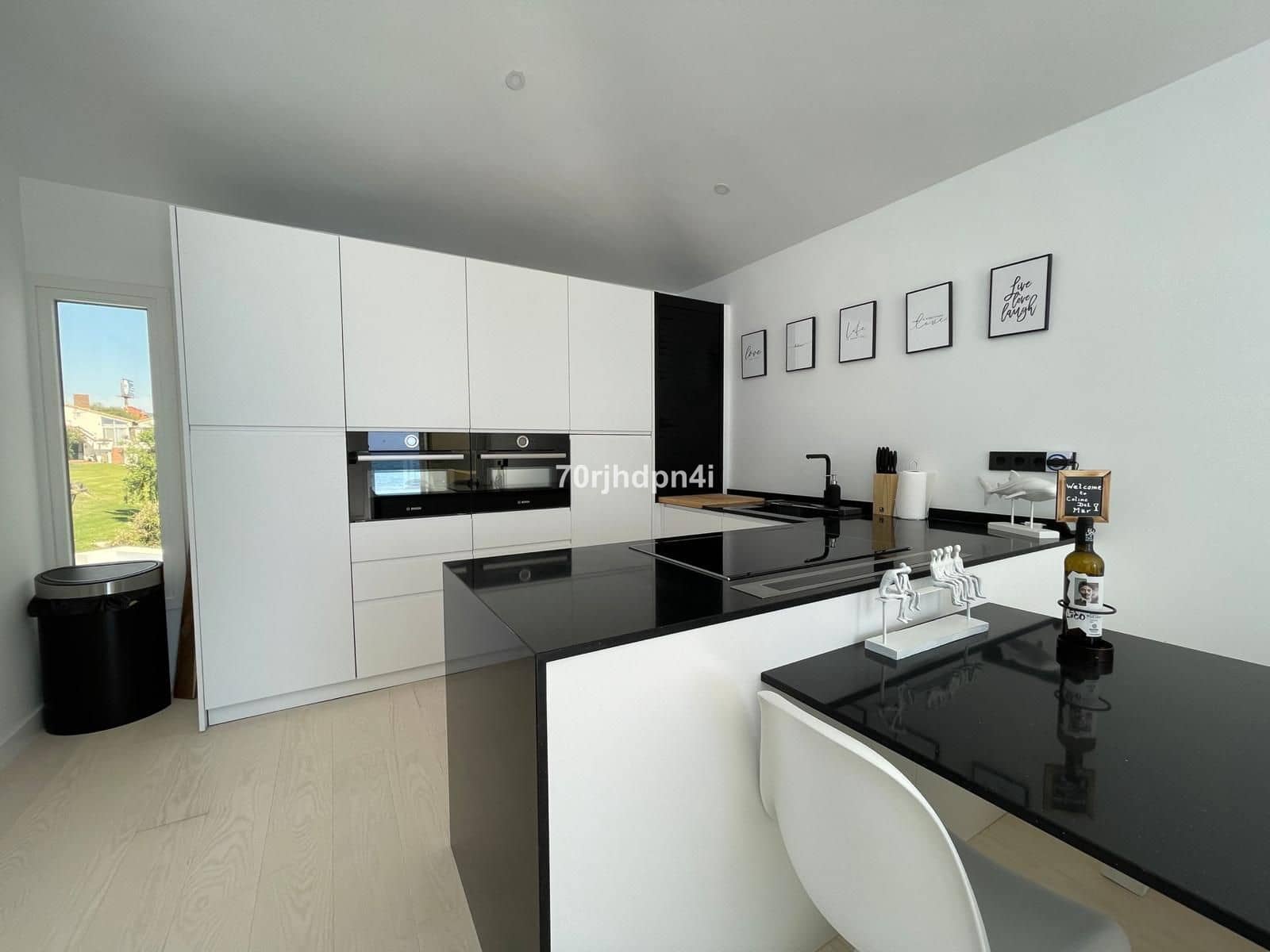 4 makuuhuone Huvila myytävänä paikassa Estepona - 1 785 000 € (Ref: 9921207)