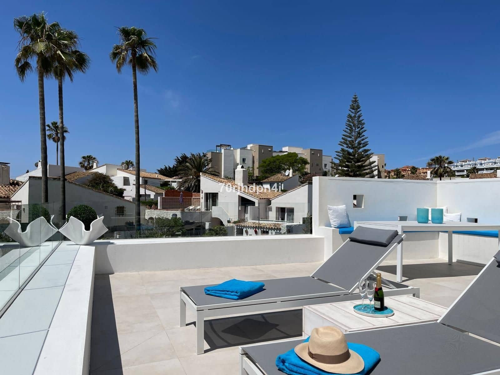 4 makuuhuone Huvila myytävänä paikassa Estepona - 1 785 000 € (Ref: 9921207)