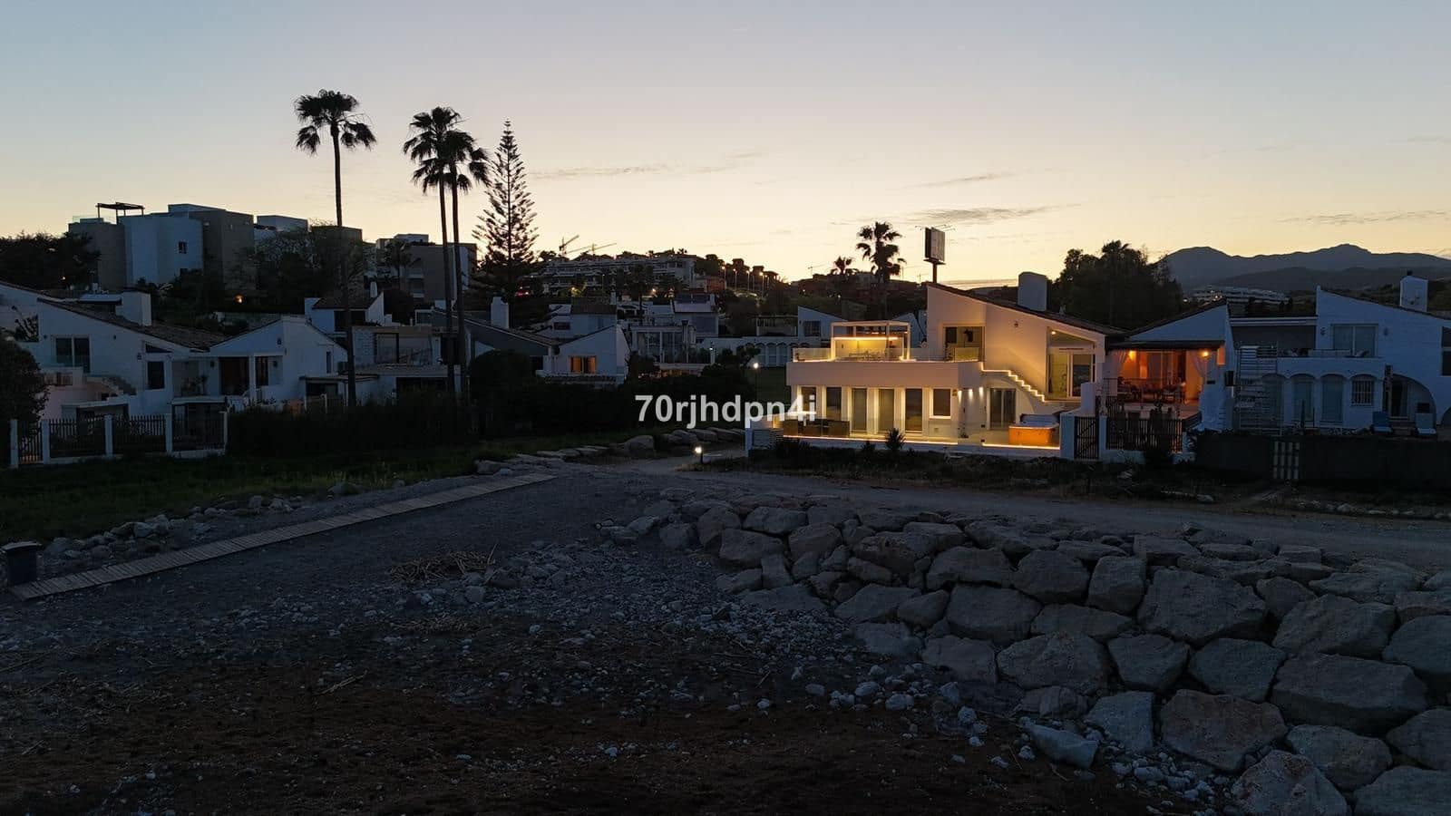 4 makuuhuone Huvila myytävänä paikassa Estepona - 1 785 000 € (Ref: 9921207)