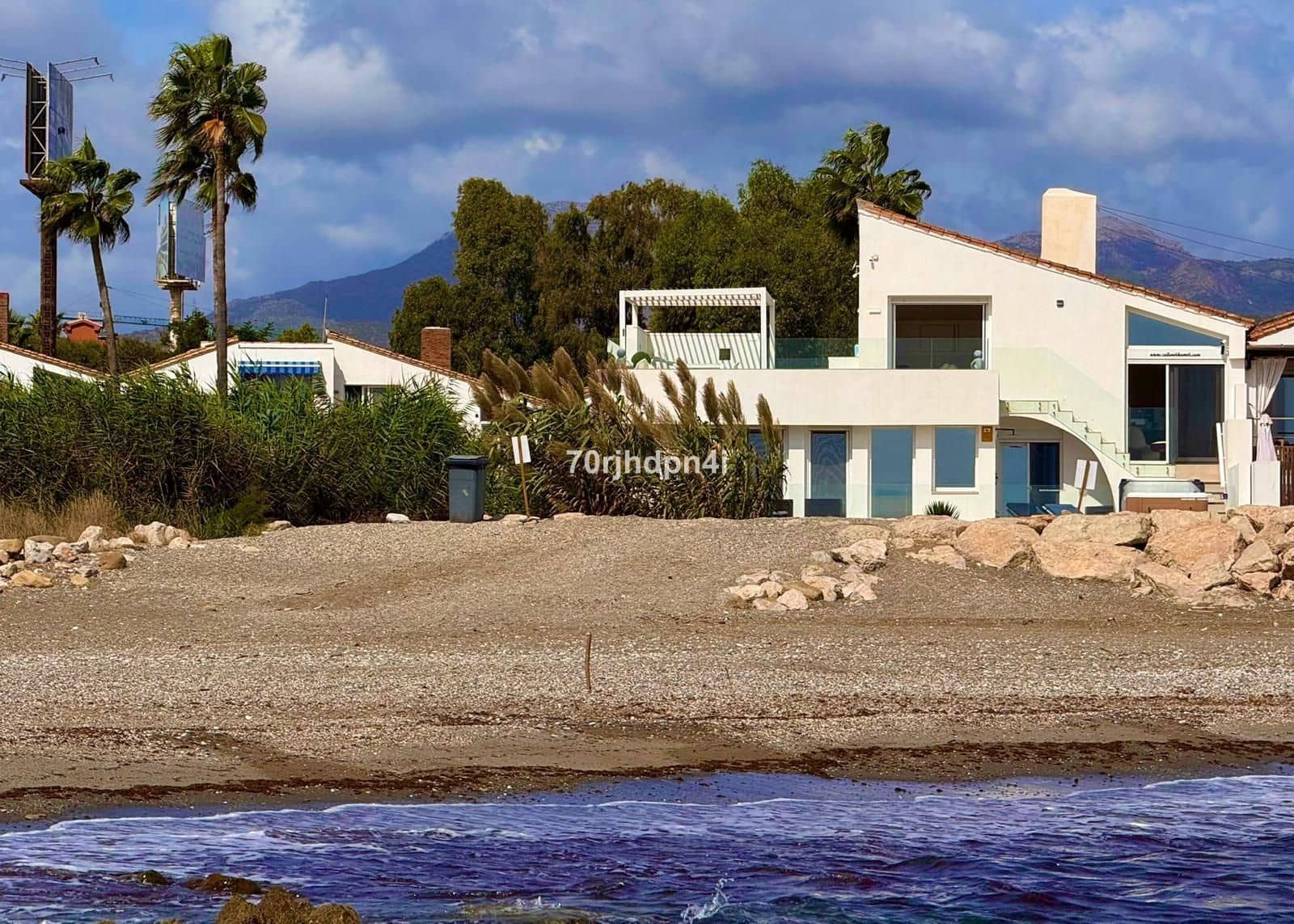 4 makuuhuone Huvila myytävänä paikassa Estepona - 1 785 000 € (Ref: 9921207)