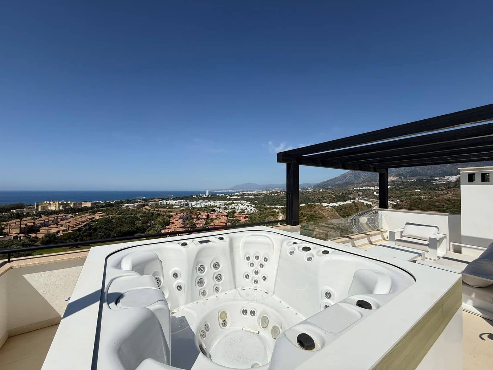 3 quarto Casa em Banda para venda em Marbella - 1 500 000 € (Ref: 9921211)