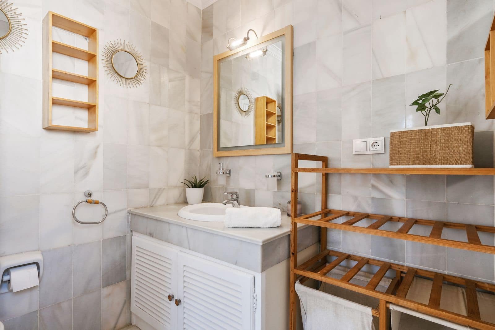 4 slaapkamer Villa te koop in Marbella - € 1.649.000 (Ref: 9921214)