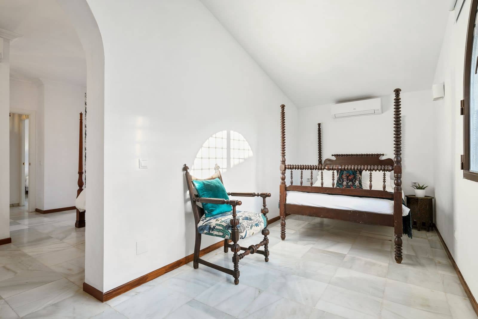 4 slaapkamer Villa te koop in Marbella - € 1.649.000 (Ref: 9921214)
