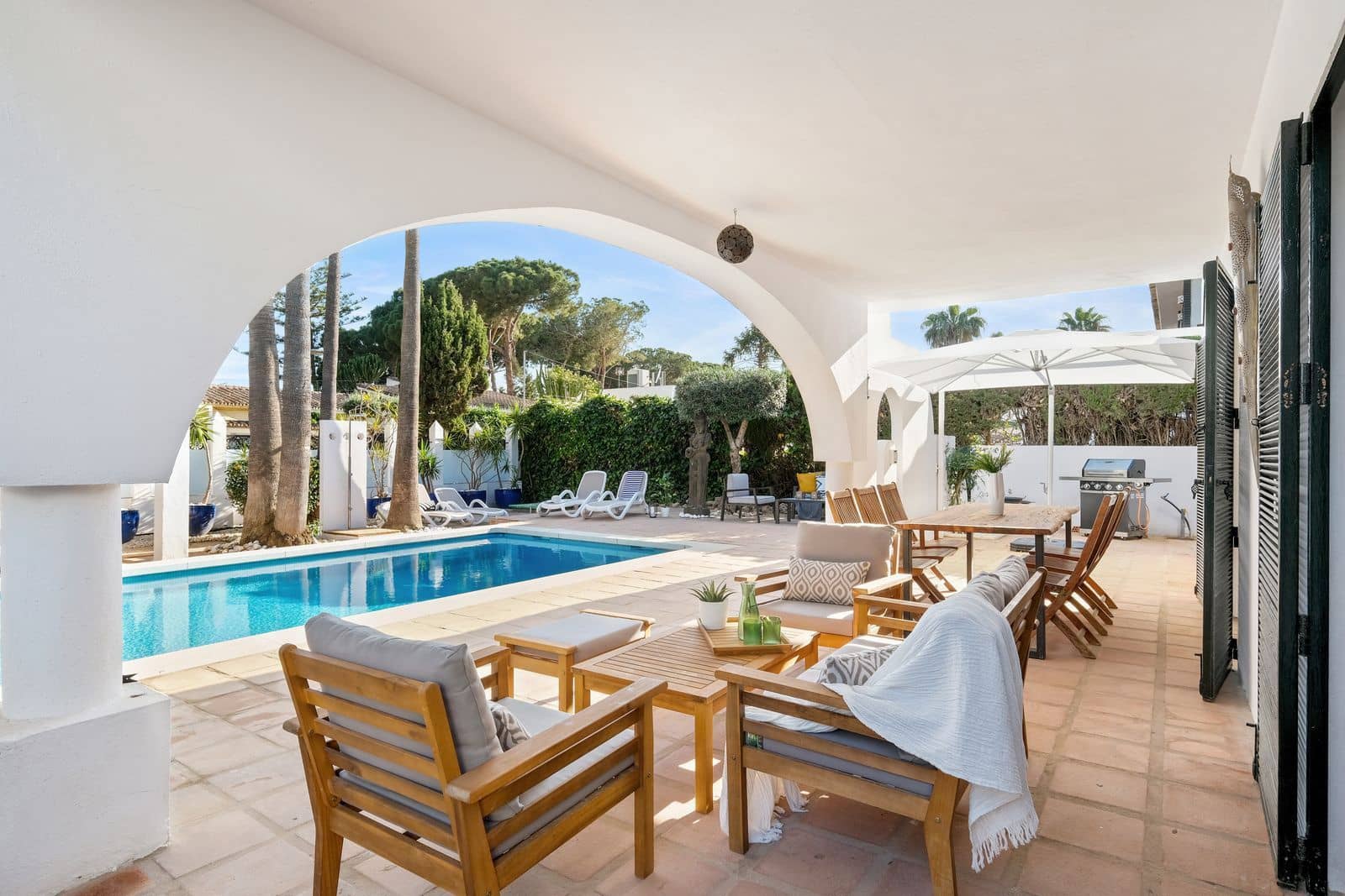4 slaapkamer Villa te koop in Marbella - € 1.649.000 (Ref: 9921214)