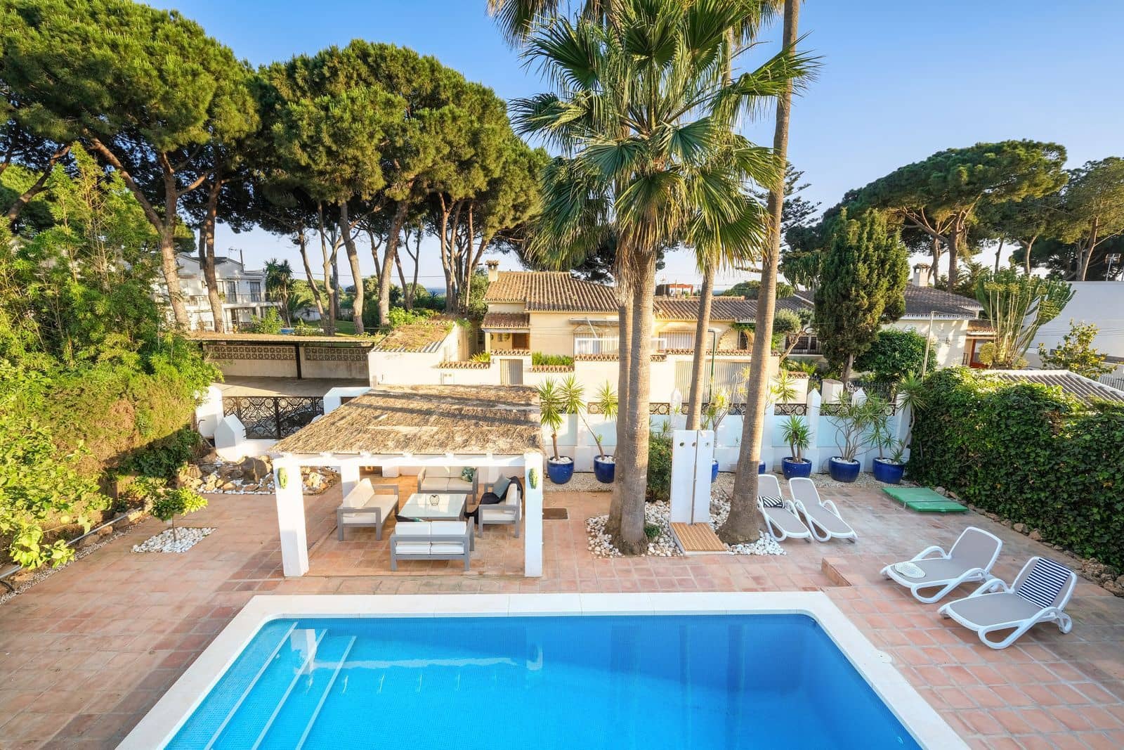 4 slaapkamer Villa te koop in Marbella - € 1.649.000 (Ref: 9921214)