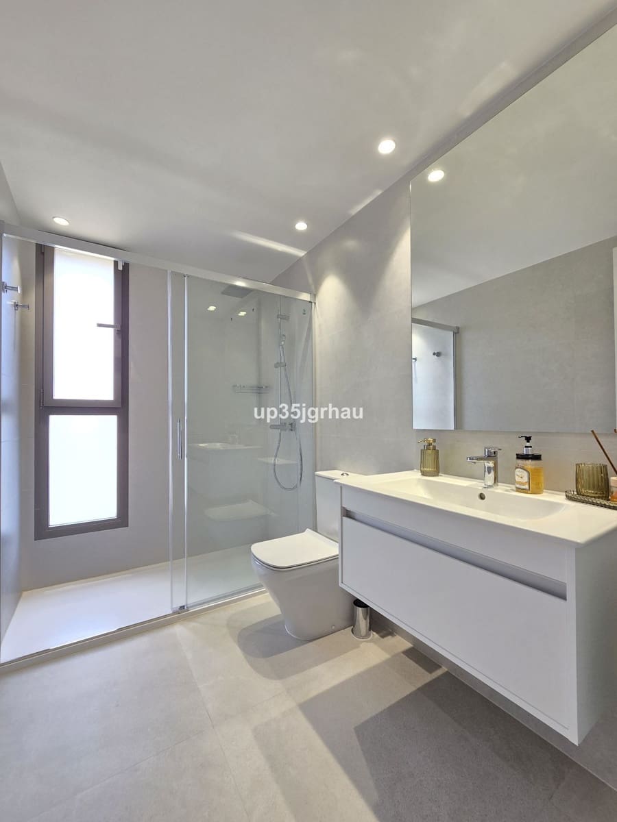 3 bedroom Apartment for sale in New Golden Mile - € 995,000 (Ref: 9921217)