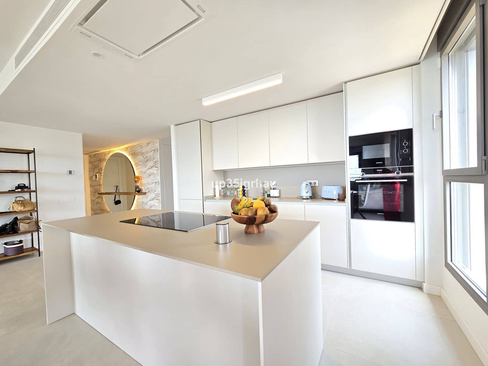 3 bedroom Apartment for sale in New Golden Mile - € 995,000 (Ref: 9921217)