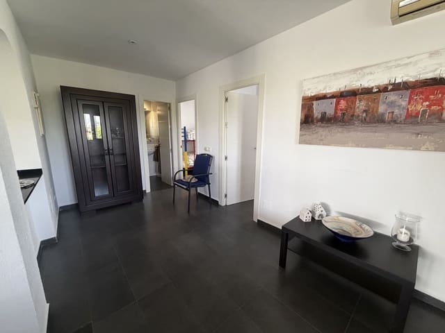 3 soveværelse Semi-Rækkehus til salg i La Duquesa / Puerto de la Duquesa, Manilva - € 349.000 (Ref: 9921218)