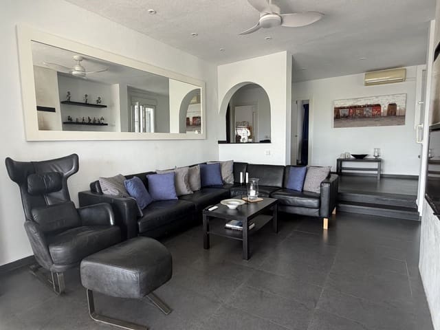 3 soveværelse Semi-Rækkehus til salg i La Duquesa / Puerto de la Duquesa, Manilva - € 349.000 (Ref: 9921218)