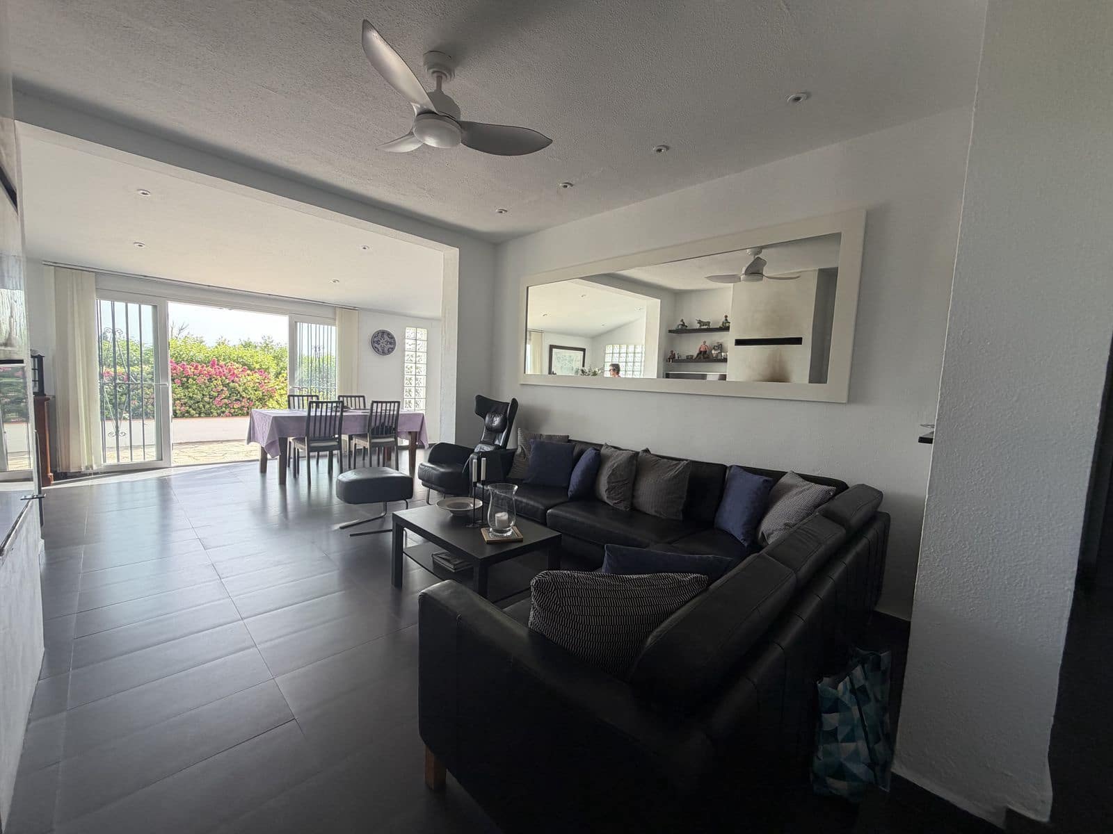 3 soveværelse Semi-Rækkehus til salg i La Duquesa / Puerto de la Duquesa - € 349.000 (Ref: 9921218)