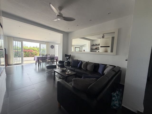 3 soveværelse Semi-Rækkehus til salg i La Duquesa / Puerto de la Duquesa, Manilva - € 349.000 (Ref: 9921218)