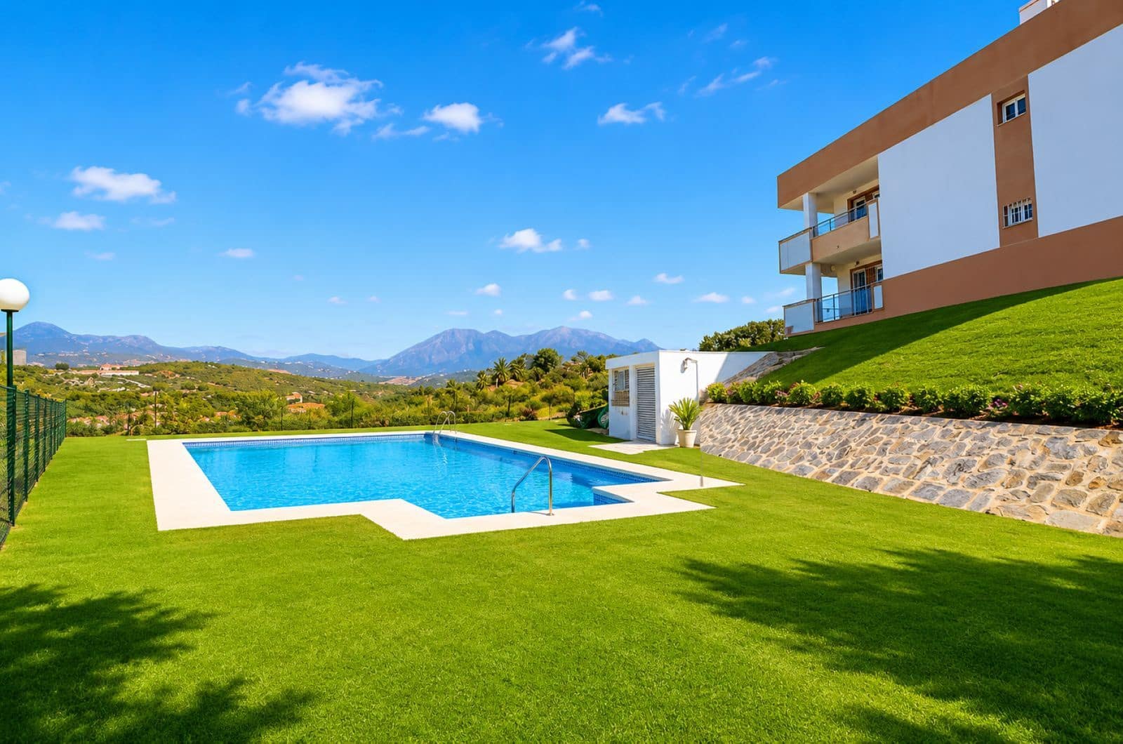 4 bedroom Apartment for sale in Bahia de Casares - € 299,000 (Ref: 9921221)