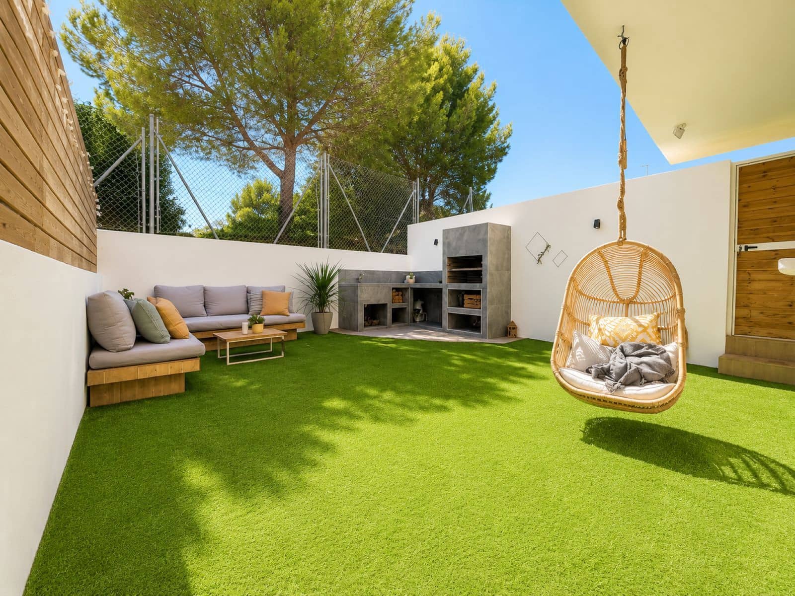 4 bedroom Apartment for sale in Bahia de Casares - € 299,000 (Ref: 9921221)