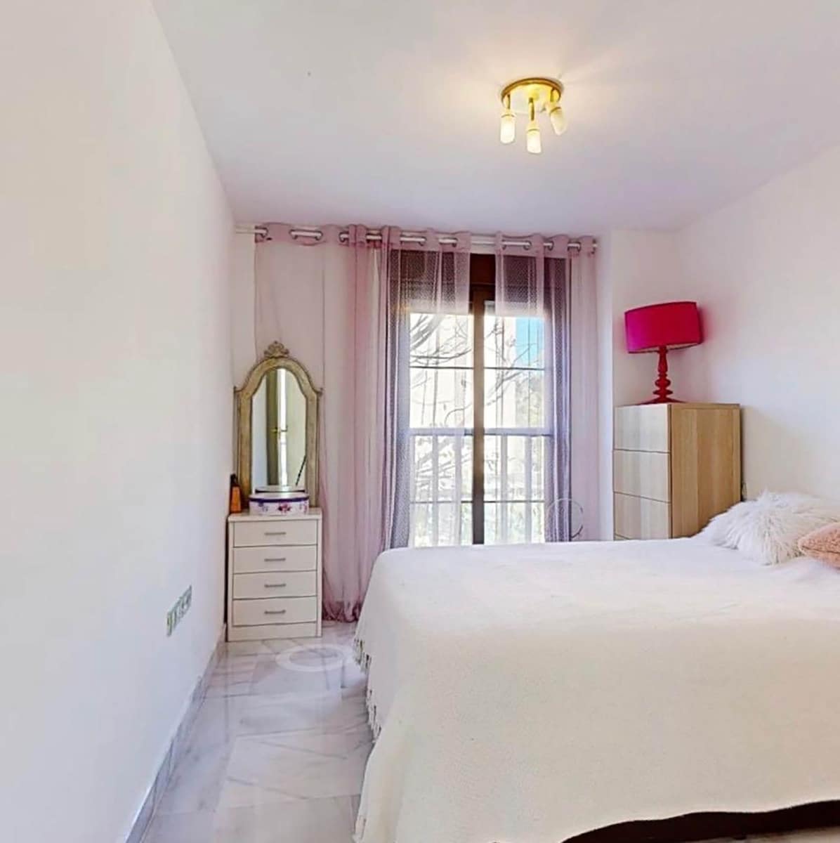 4 slaapkamer Appartement te koop in Nueva Andalucia - € 790.000 (Ref: 9921222)