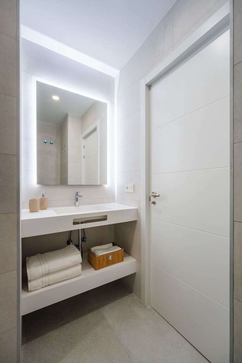 3 slaapkamer Appartement te koop in Estepona - € 895.000 (Ref: 9921223)