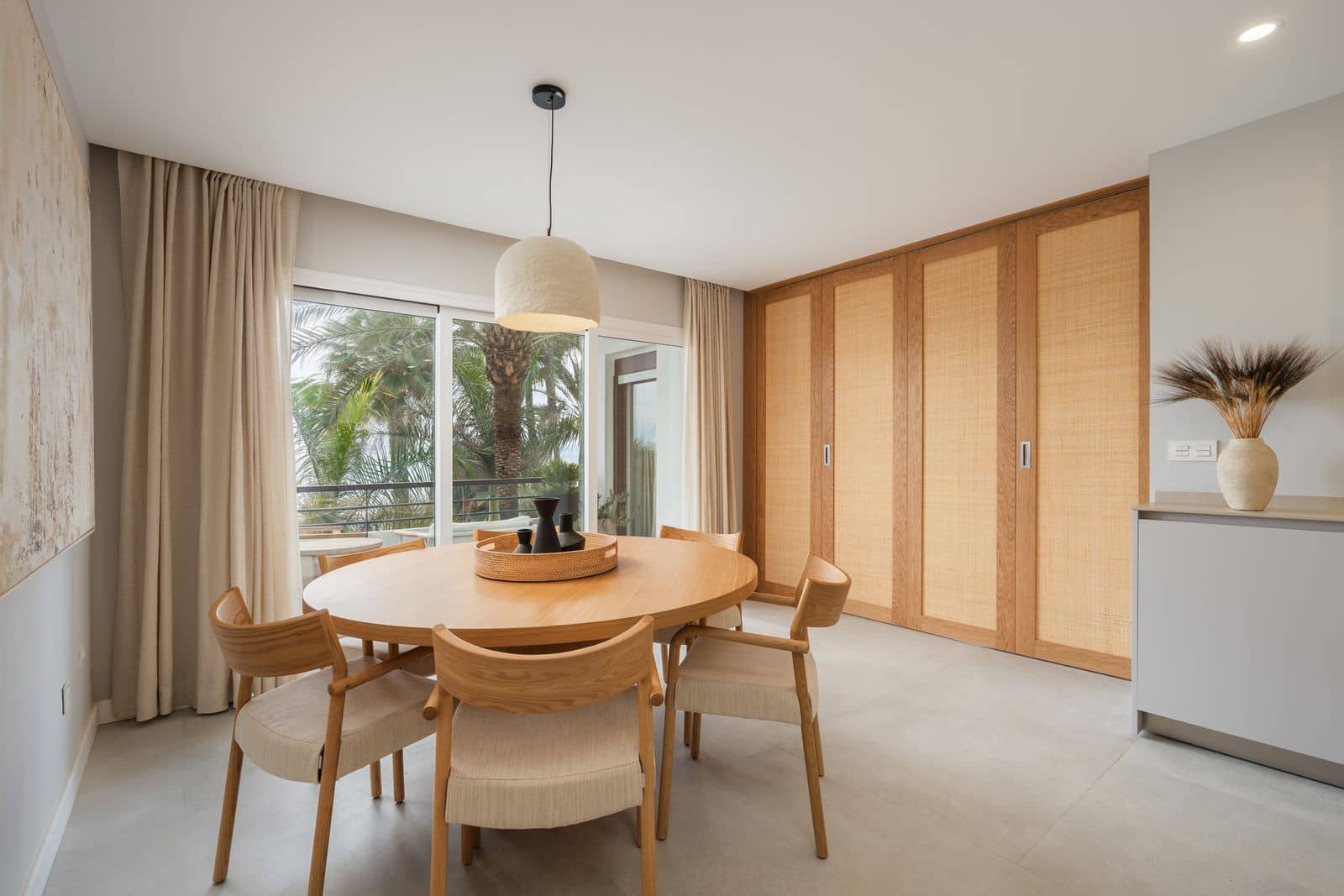 3 slaapkamer Appartement te koop in Estepona - € 895.000 (Ref: 9921223)