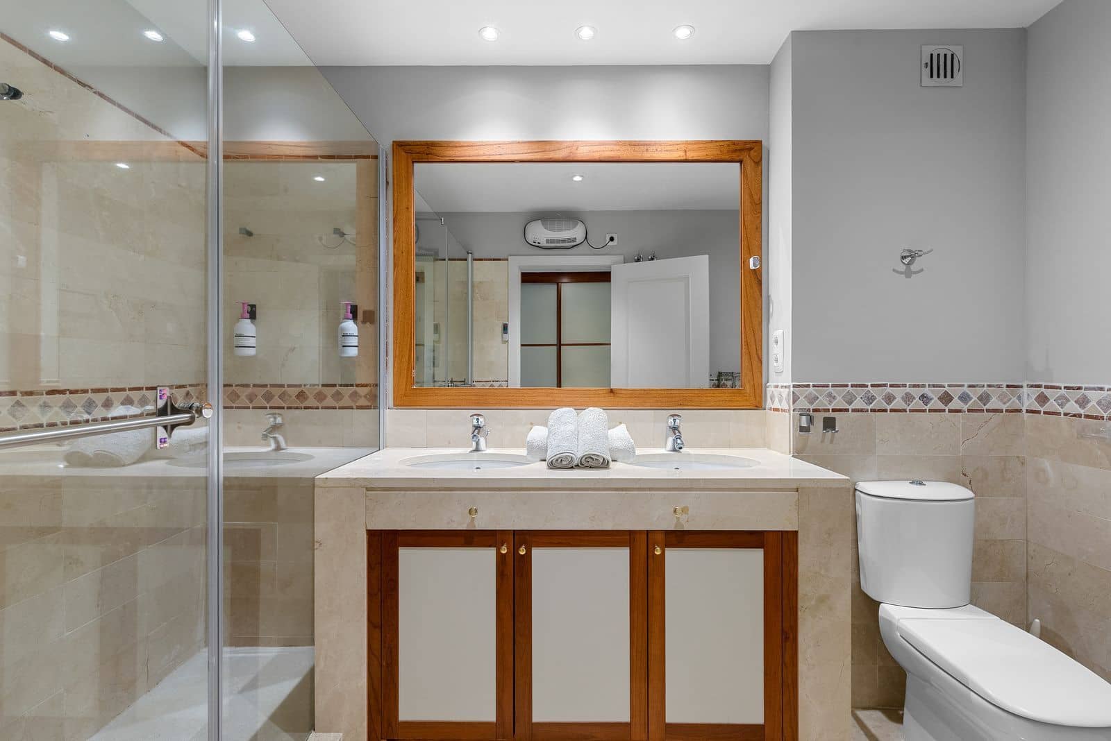 2 slaapkamer Appartement te koop in Benahavis - € 450.000 (Ref: 9921227)
