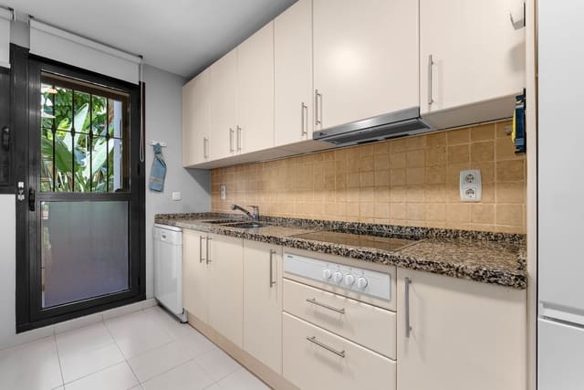 2 Zimmer Apartment zu verkaufen in Benahavís - 450.000 € (Ref: 9921227)