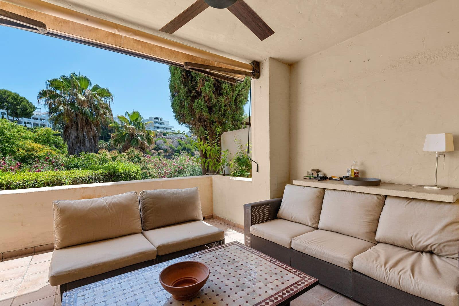 2 slaapkamer Appartement te koop in Benahavis - € 450.000 (Ref: 9921227)