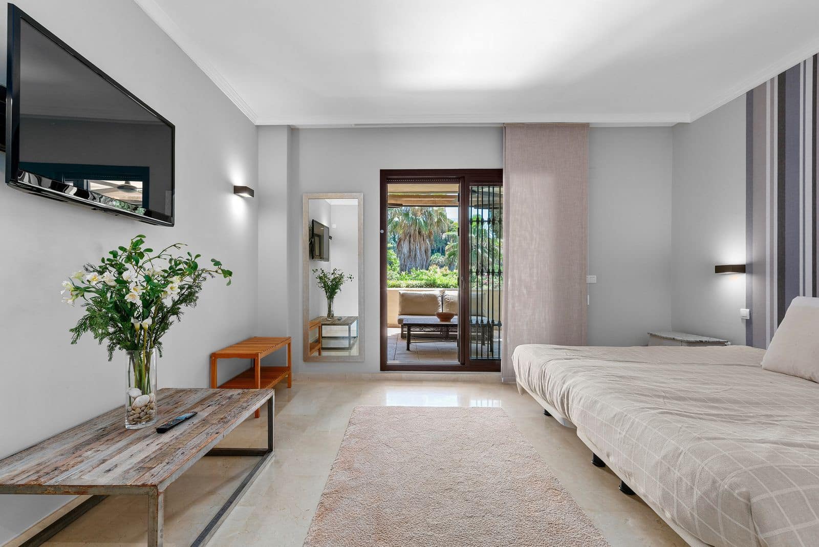 2 slaapkamer Appartement te koop in Benahavis - € 450.000 (Ref: 9921227)