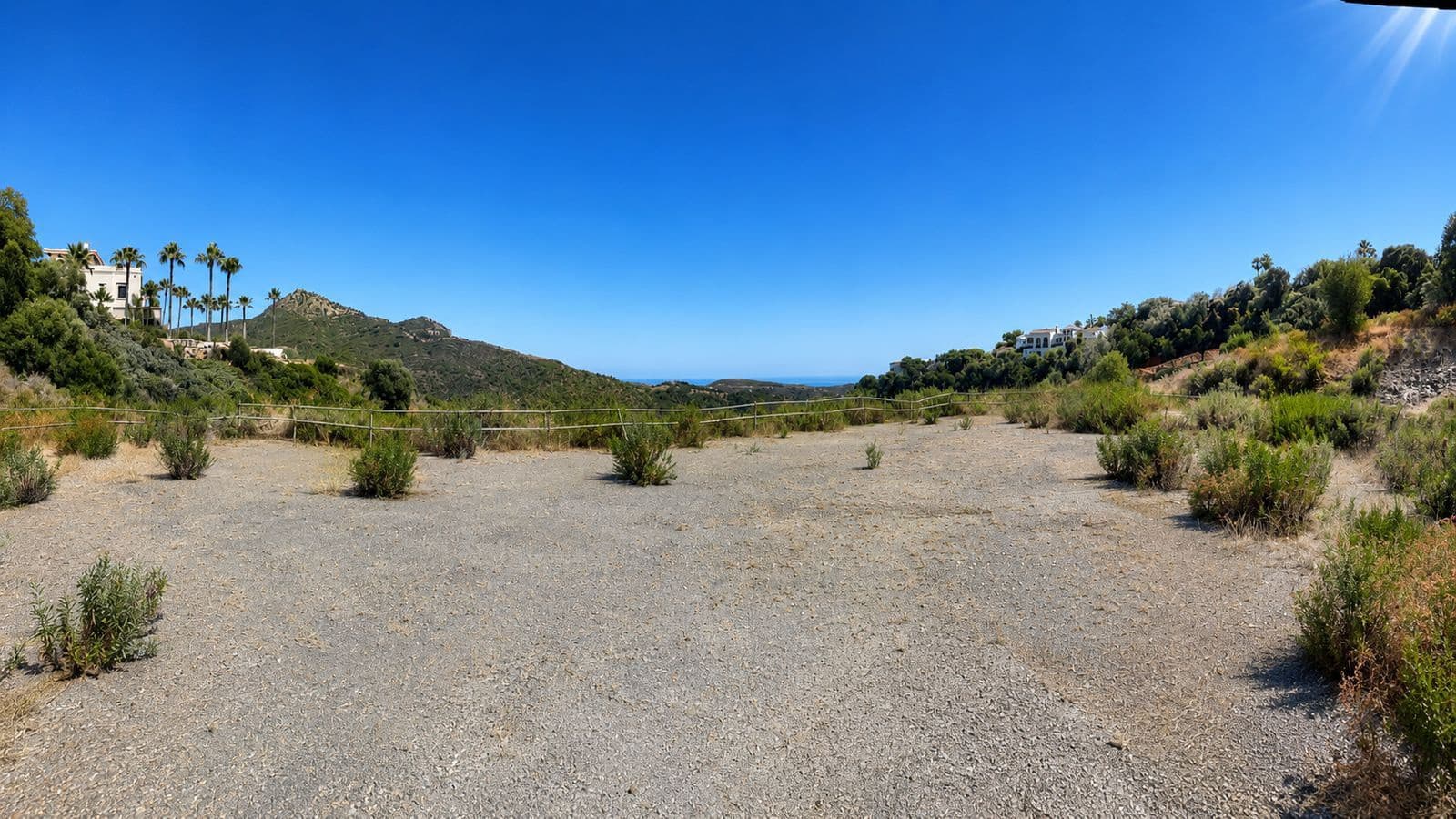 Tomt till salu i Benahavis - 945 000 € (Ref: 9921228)