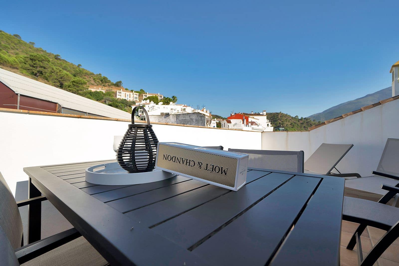 2 soverom Penthouse til salgs i Benahavis - € 345 000 (Ref: 9921229)