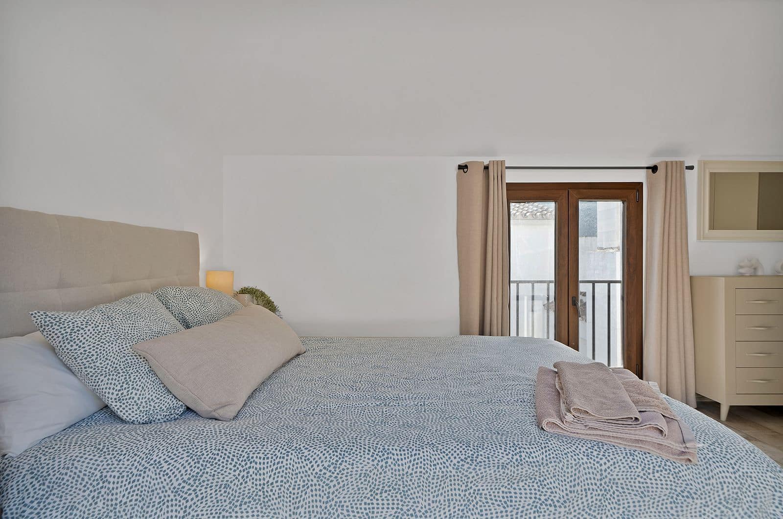 2 soverom Penthouse til salgs i Benahavis - € 345 000 (Ref: 9921229)
