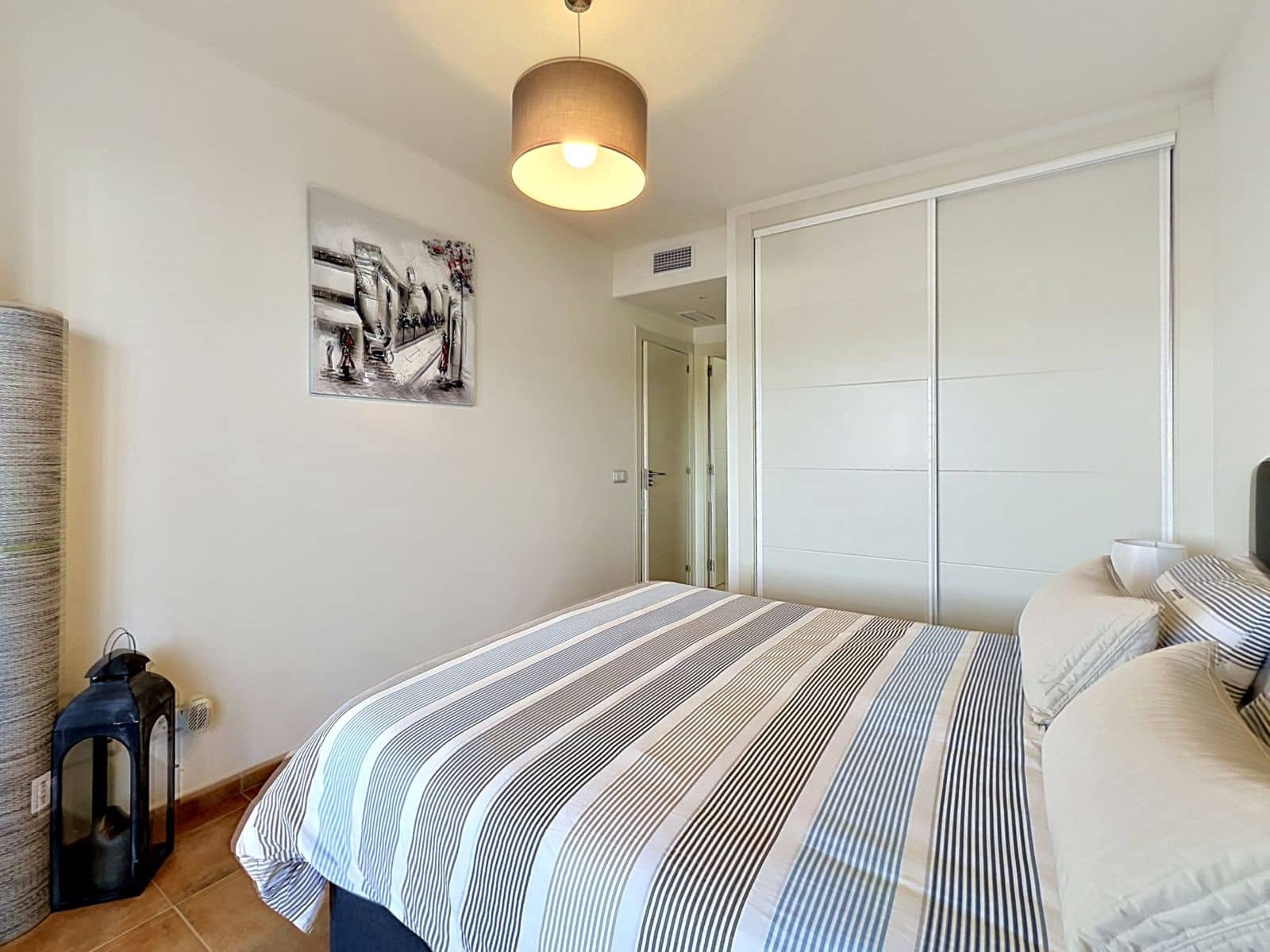 2 bedroom Apartment for sale in La Alcaidesa - € 329,000 (Ref: 9921230)
