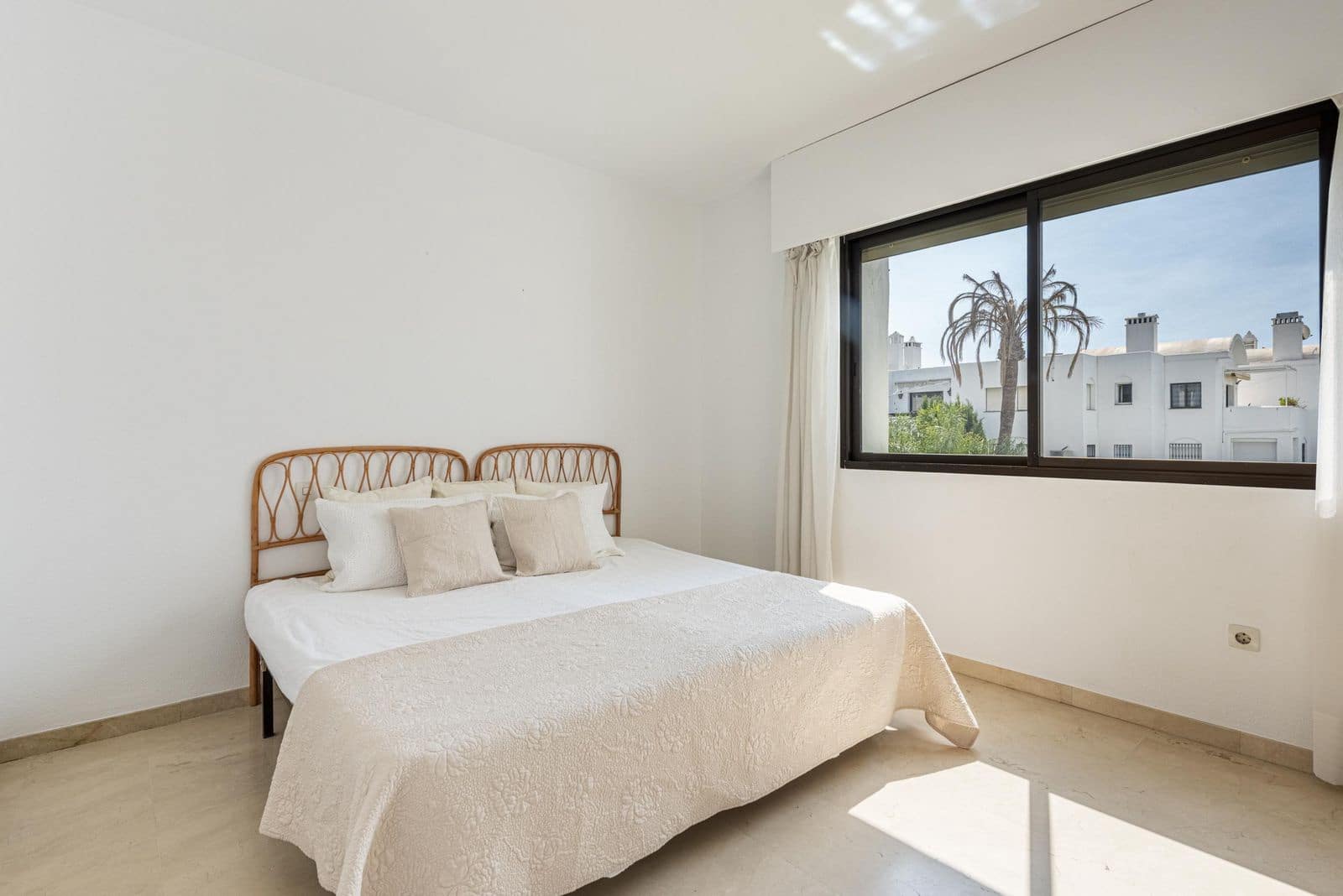 3 chambre Appartement à vendre à El Paraiso - 399 500 € (Ref: 9921235)