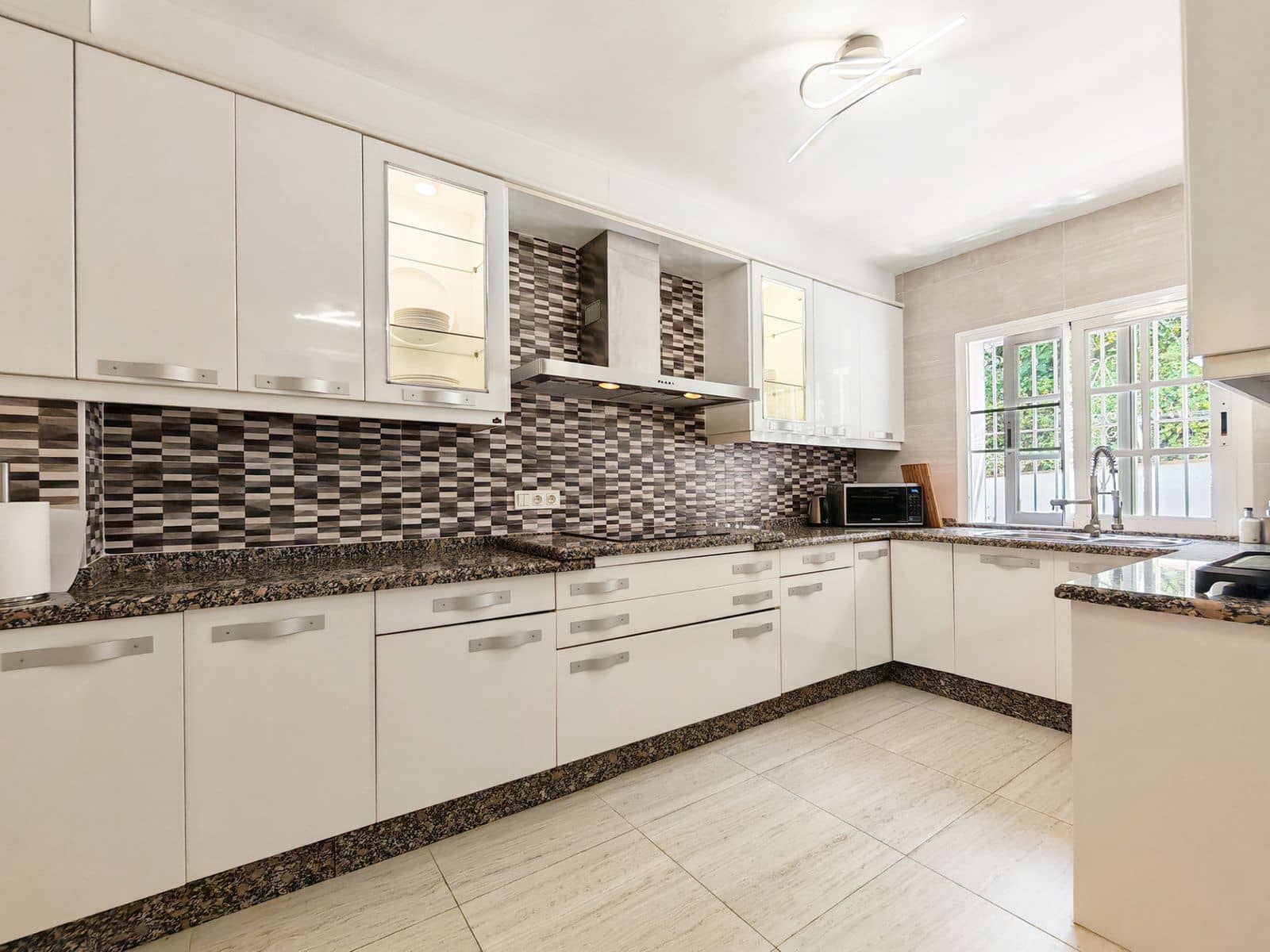 3 sypialnia Willa na sprzedaż w Benalmadena - 895 000 € (Ref: 9921237)