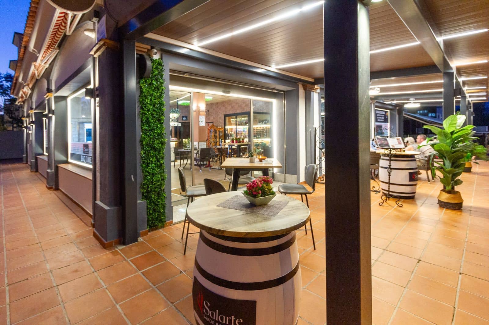 3 bedroom Commercial for sale in La Cala Hills - € 2,120,000 (Ref: 9921242)