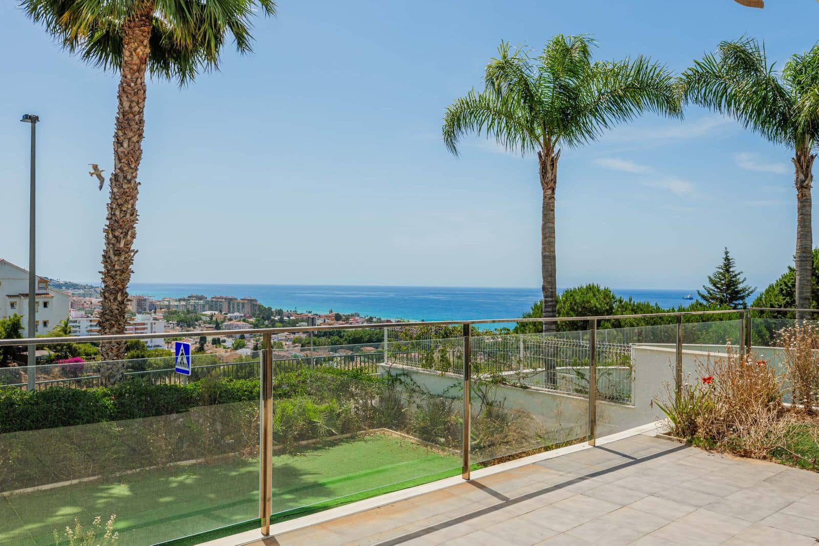 4 soveværelse Semi-Rækkehus til salg i Malaga by - € 1.650.000 (Ref: 9921248)
