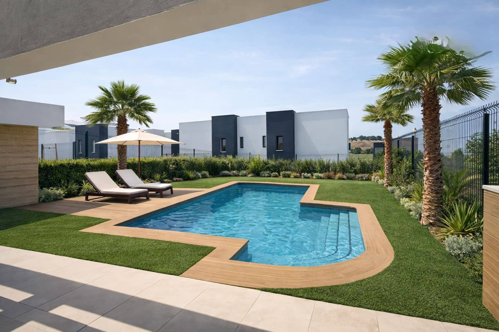 Chalet de 3 habitaciones en Estepona en venta - 900.000 € (Ref: 9921250)