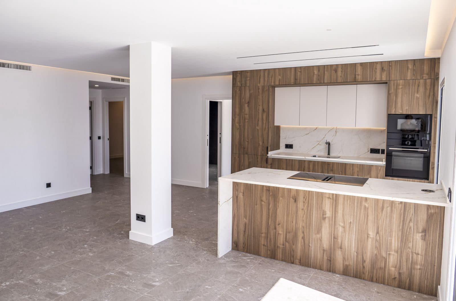 3 sovrum Lägenhet till salu i La Quinta - 825 000 € (Ref: 9921252)