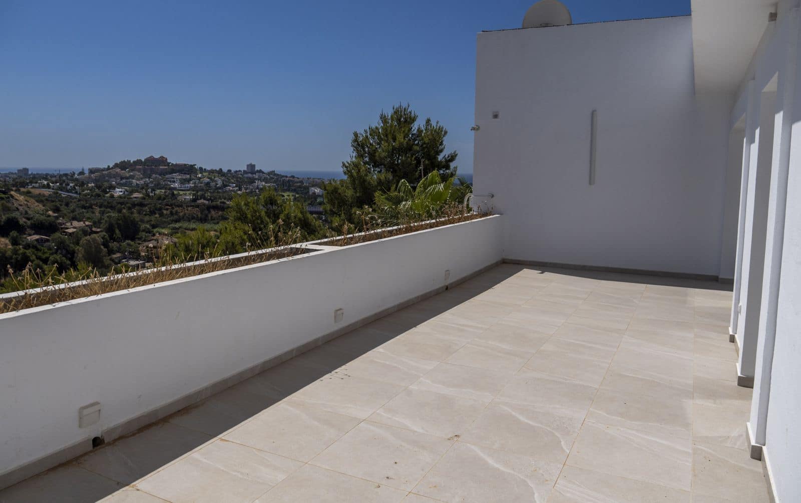 3 sovrum Lägenhet till salu i La Quinta - 825 000 € (Ref: 9921252)