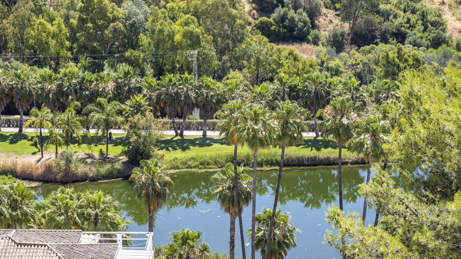 3 sovrum Lägenhet till salu i La Quinta - 825 000 € (Ref: 9921252)