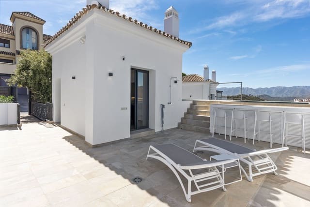 3 soveværelse Byhus til salg i La Mairena, Ojen - € 1.275.000 (Ref: 9921255)