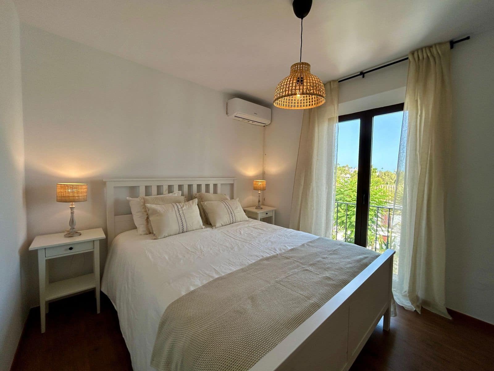 2 makuuhuone Omakotitalo myytävänä paikassa Nueva Andalucia - 550 000 € (Ref: 9921258)