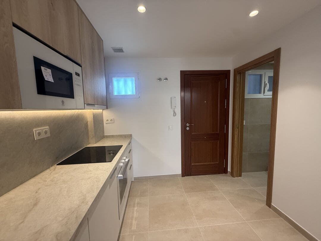 1 soverom Leilighet til salgs i Marbella - € 330 000 (Ref: 9921263)