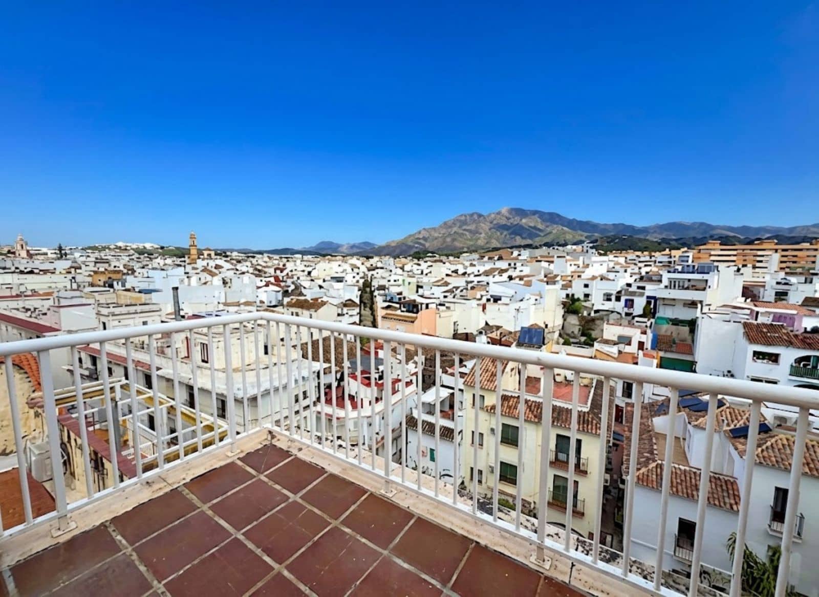 2 slaapkamer Penthouse te koop in Estepona - € 600.000 (Ref: 9921265)